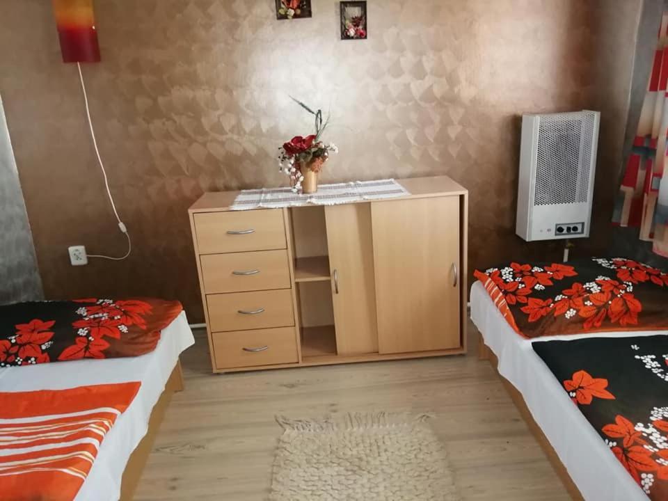 Chata Alba Regia Apartment Jahodná Екстериор снимка